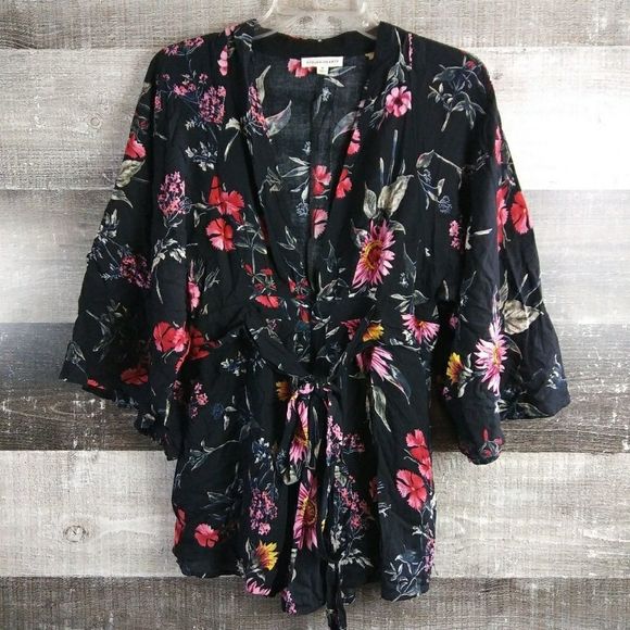 STOLEN HEARTS Black Floral Deep V Neck Romper M - Picture 5 of 6